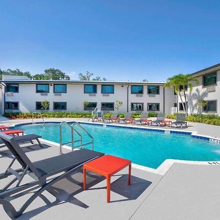 Motel 6-Fort Lauderdale, Fl Экстерьер фото