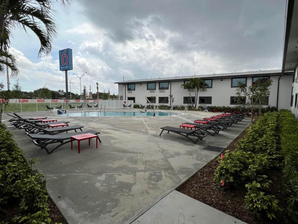 Motel 6-Fort Lauderdale, Fl Экстерьер фото