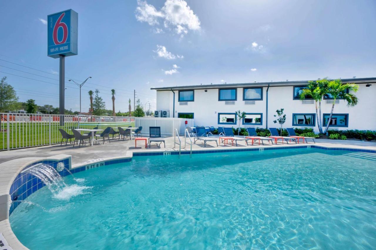 Motel 6-Fort Lauderdale, Fl Экстерьер фото