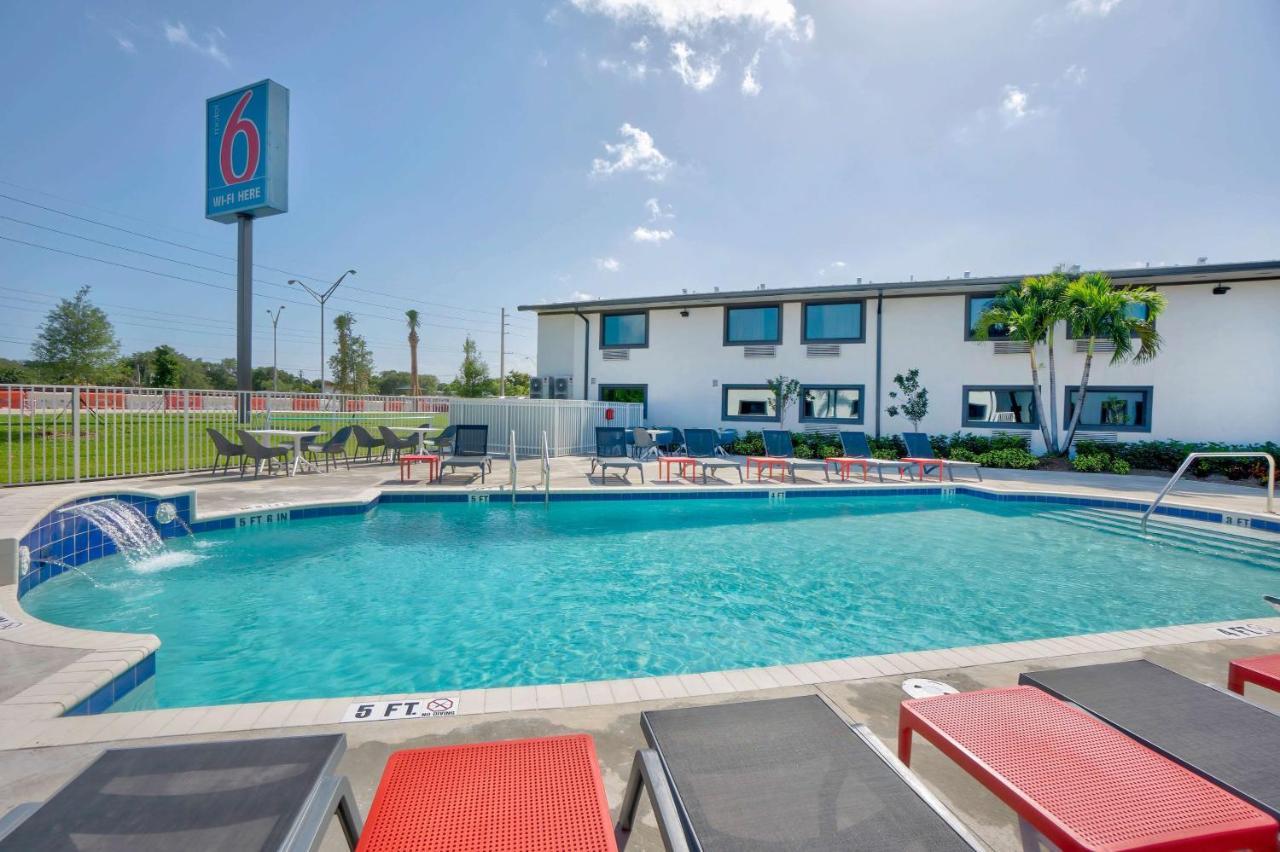 Motel 6-Fort Lauderdale, Fl Экстерьер фото